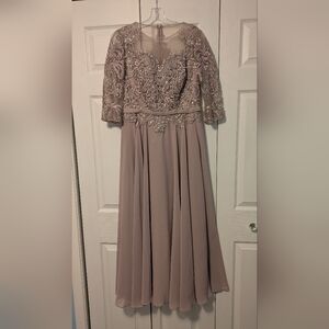 JVN By Jovani Mauve Pink Long Sleeve Women's Evening/Prom/MOB Gown Size 14